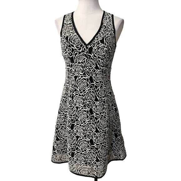 Nanette Lepore A Line Dress 4 Black Ivory Embroidered Lace Sleeveless Rich - Picture 1 of 11